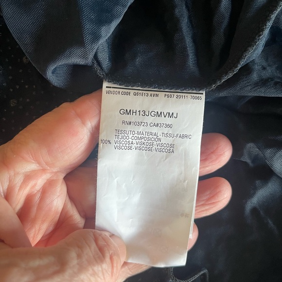 Vintage Armani Elegant Black Sleeveless Top - Picture 5 of 13